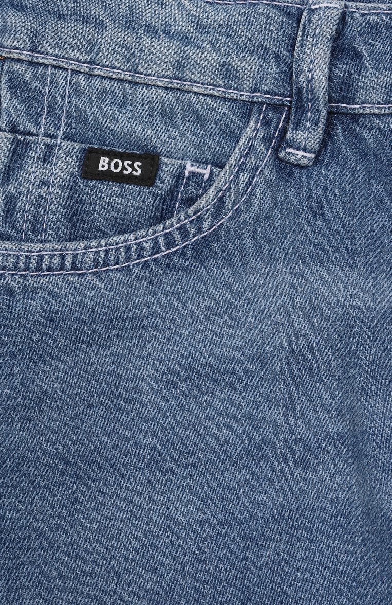 Детские джинсы BOSS голубого цвета, арт. J51986 | Фото 3 (Материал внешний: Хлопок; Нос: Не проставлено; Детали: Потертости; Ростовка одежда: 9 лет | 134 см, 12 лет | 152 см, 13 - 15 лет | 158 см, 7 лет | 122 см, 5 лет | 110 см, 16 лет | 164 см)