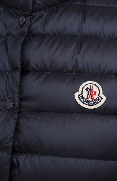 Пуховый жилет MONCLER темно-синего цвета по цене 64400 руб., арт. G1-093-1A102-00-53048, фото 5 Пуховый жилет MONCLER, арт. G1-093-1A102-00-53048, фото 5