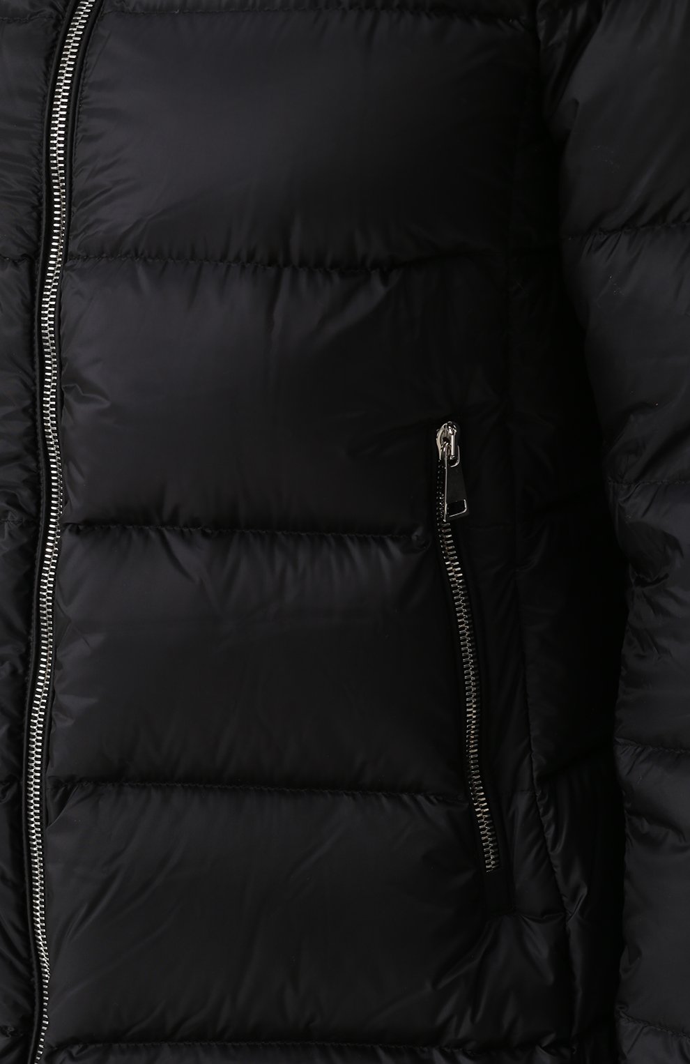 Пуховая куртка на молнии MONCLER черного цвета по цене 114000 руб., арт. C2-093-46833-45-53048, фото 5 Пуховая куртка на молнии MONCLER, арт. C2-093-46833-45-53048, фото 5