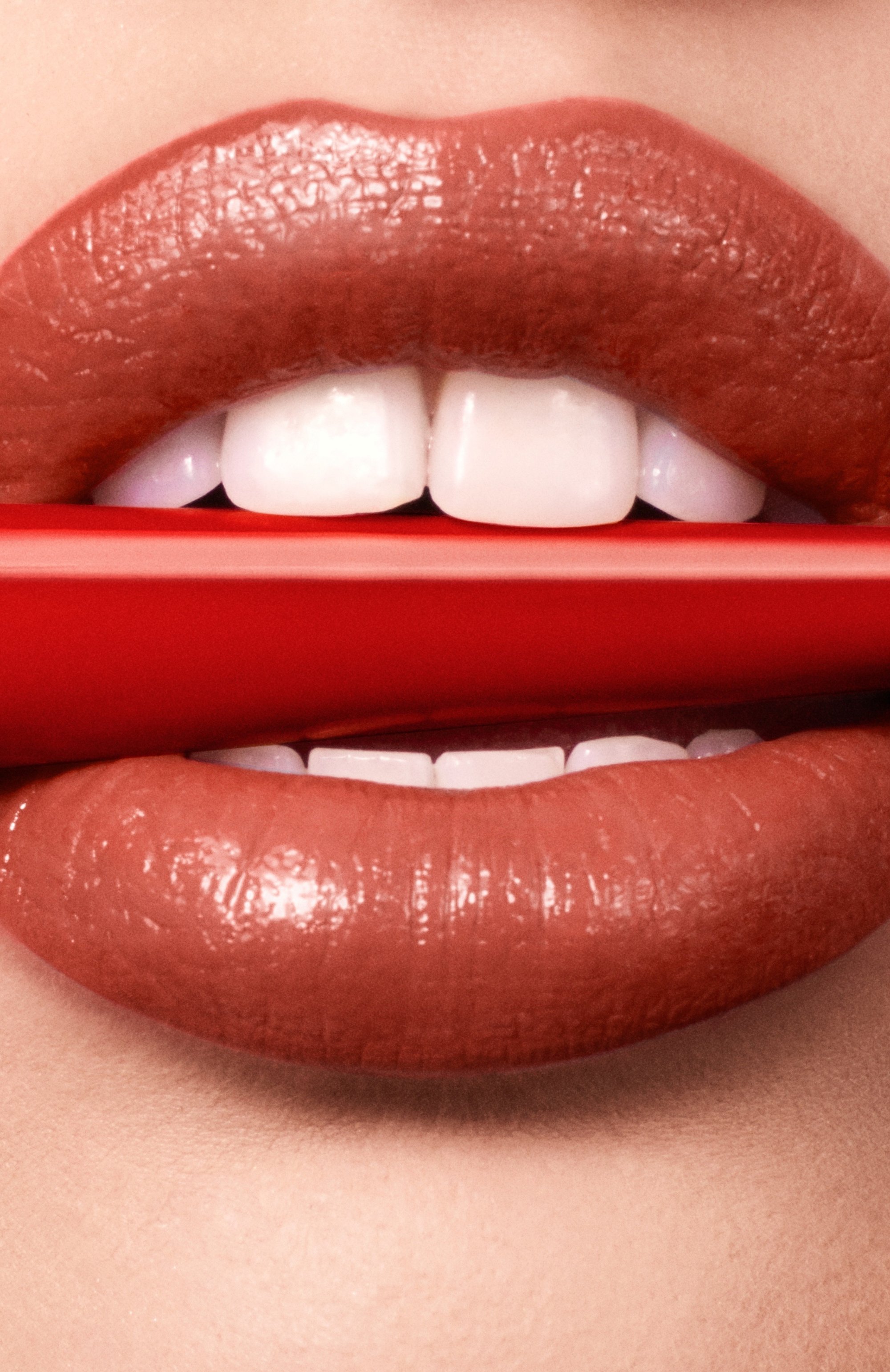 Помада-блеск для губ rouge stiletto glossy shine, оттенок bare rococotte 013s (2g) CHRISTIAN LOUBOUTIN, арт. 8435415078153, фото 6