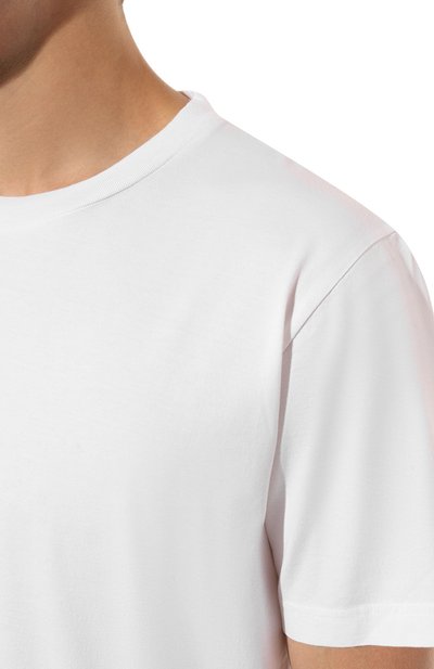 Хлопковая футболка ACNE STUDIOS белого цвета по цене 13100 руб., арт. FN-MN-TSHI0001310PTIC WHITE, фото 5 Хлопковая футболка ACNE STUDIOS, арт. FN-MN-TSHI0001310PTIC WHITE, фото 5