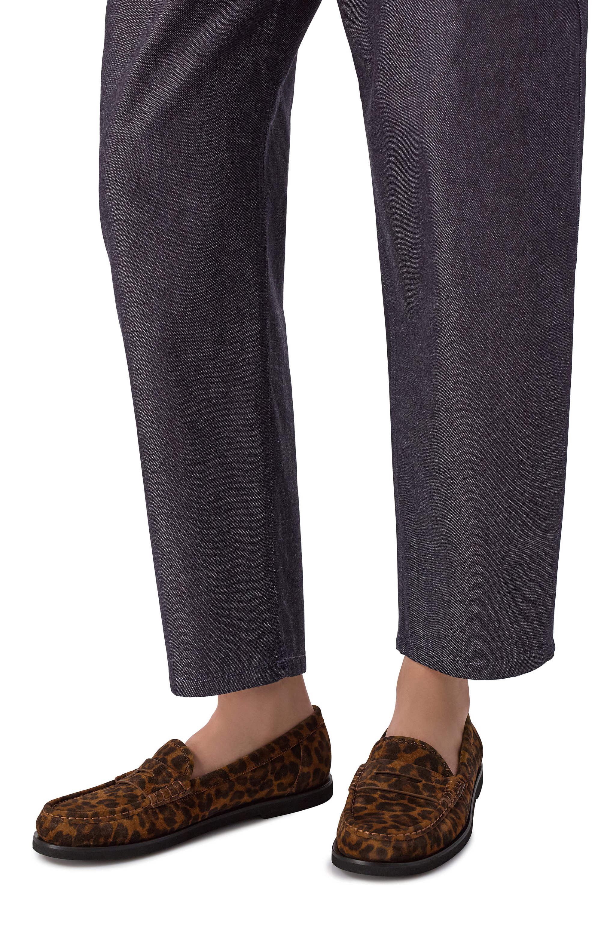 Замшевые лоферы vernon GIANVITO ROSSI леопардового цвета по цене 104500 руб., арт. G25392.10G0M.SUELEPA, фото 2 Замшевые лоферы vernon GIANVITO ROSSI, арт. G25392.10G0M.SUELEPA, фото 2