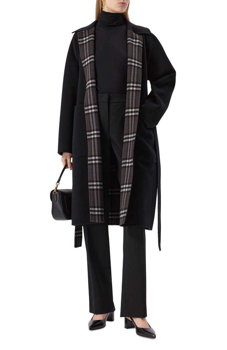 Женское двустороннее пальто BURBERRY черного цвета, арт. 8093827 | Фото 2 (Материал сплава: Проставлено; Рукава: Длинные; Длина (верхняя одежда): До колена; Драгоцен�ные камни: Проставлено; Материал внешний: Шерсть; 1-2-бортные: Однобортные; Стили: Классический)