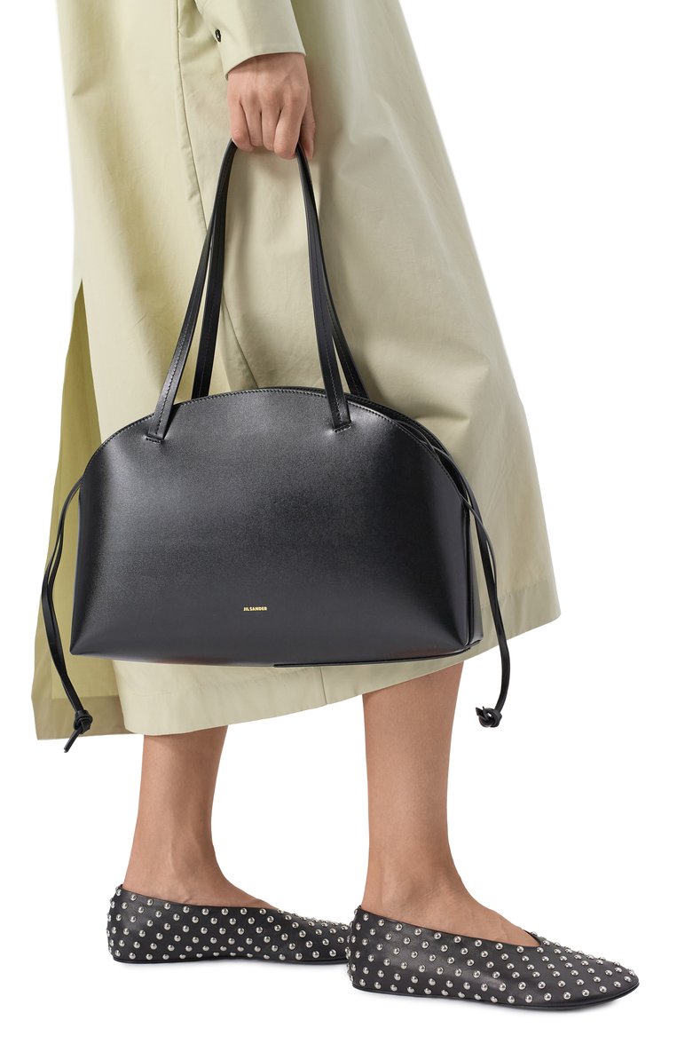 Женская сумка curve medium JIL SANDER черного цвета, арт. J07ZH0054-P7100 | Фото 2 (Материал: Натуральная кожа; Автоматизация ТО: Проставлено; Автоматизация состава: Проставлено; Размер: medium)