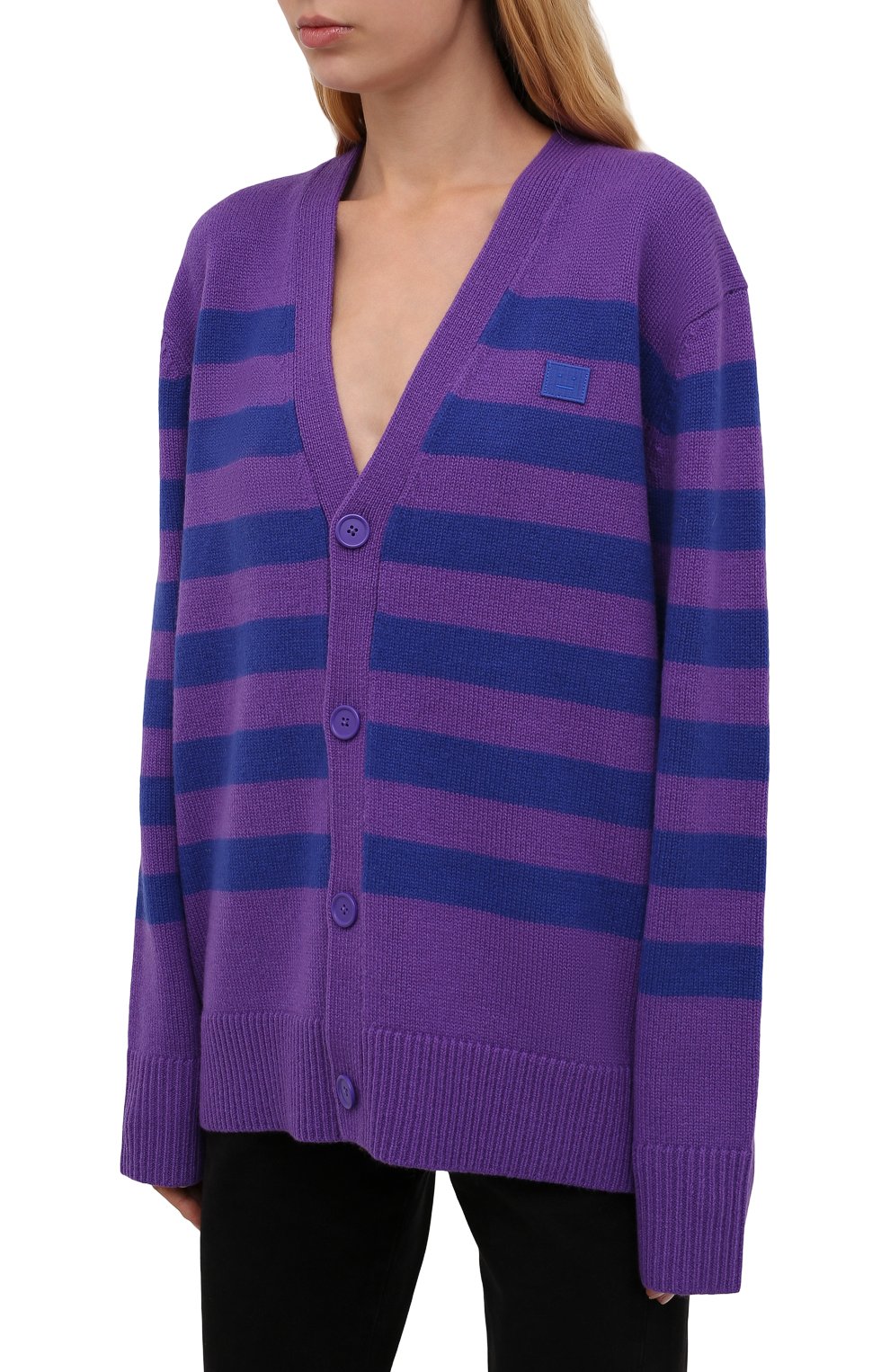 Шерстяной кардиган ACNE STUDIOS фиолетового цвета по цене 31500 руб., арт. C60039/W, фото 3 Шерстяной кардиган ACNE STUDIOS, арт. C60039/W, фото 3
