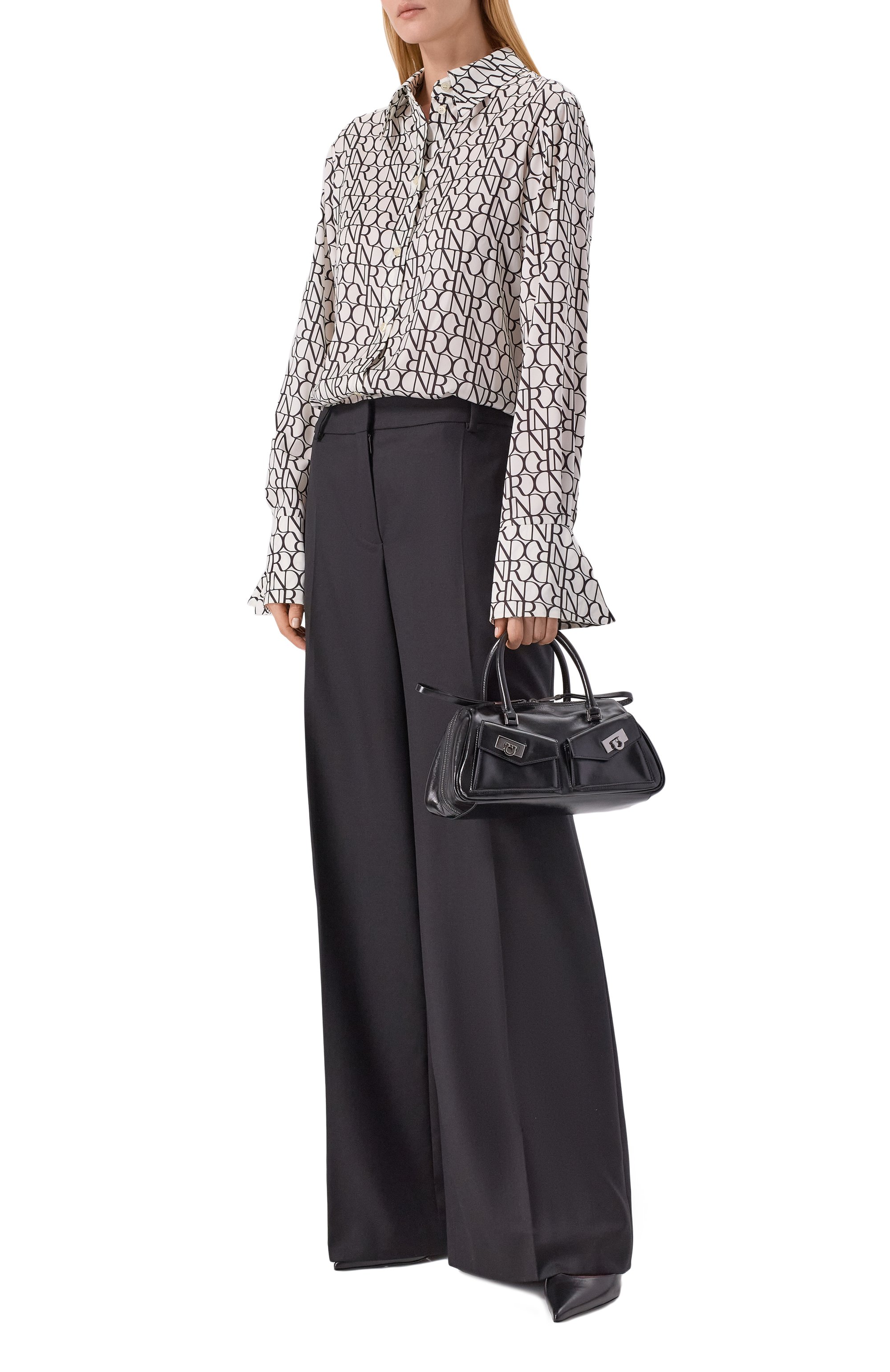 Сумка multipocket bowling small FERRAGAMO черного цвета по цене 270500 руб., арт. 21A228/786980, фото 7 Сумка multipocket bowling small FERRAGAMO, арт. 21A228/786980, фото 7