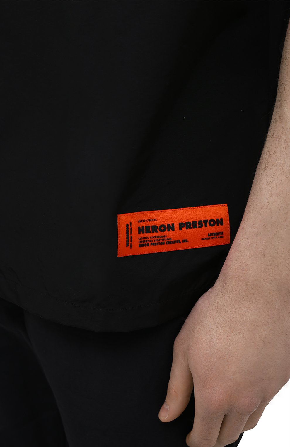 Рубашка HERON PRESTON черного цвета по цене 28250 руб., арт. HMGA027S21FAB0011001, фото 5 Рубашка HERON PRESTON, арт. HMGA027S21FAB0011001, фото 5