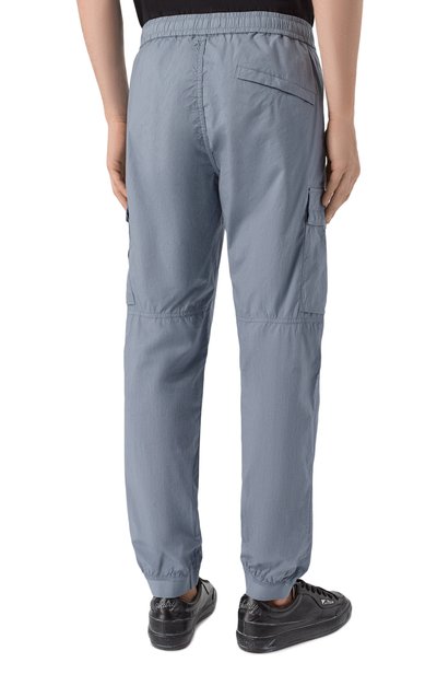 Хлопковые джоггеры STONE ISLAND серого цвета по цене 49950 руб., арт. L1S153100031/S0003, фото 4 Хлопковые джоггеры STONE ISLAND, арт. L1S153100031/S0003, фото 4