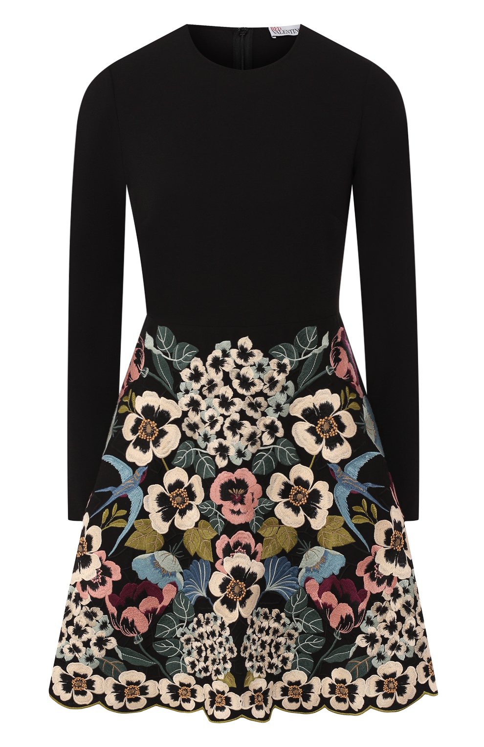 Платье REDVALENTINO черного цвета по цене 58900 руб., арт. SR0VA06Z/4KR, фото 1 Платье REDVALENTINO, арт. SR0VA06Z/4KR, фото 1
