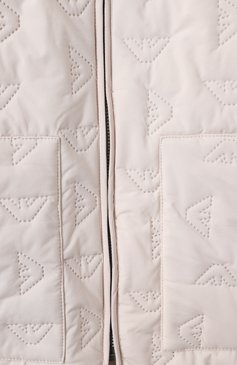 Детского утепленный бомбер EMPORIO ARMANI светло-бежевого цвета, арт. EB000196/AF13081 | Фото 3 (Рукава: Длинные; Материал сплава: Проставлено; Материал подклада: Синтетический материал; Драгоценные камни: Проставлено; Кросс-КТ: Демисезон, бомбер; Материал внешний: Синтетический материал; Ростовка одежда: 4 года | 104 см, 8 лет | 128 см, 6 лет | 116 см, 13 - 15 лет | 158 см, 10 - 11 лет | 140 - 146см, 16 лет | 164 см)
