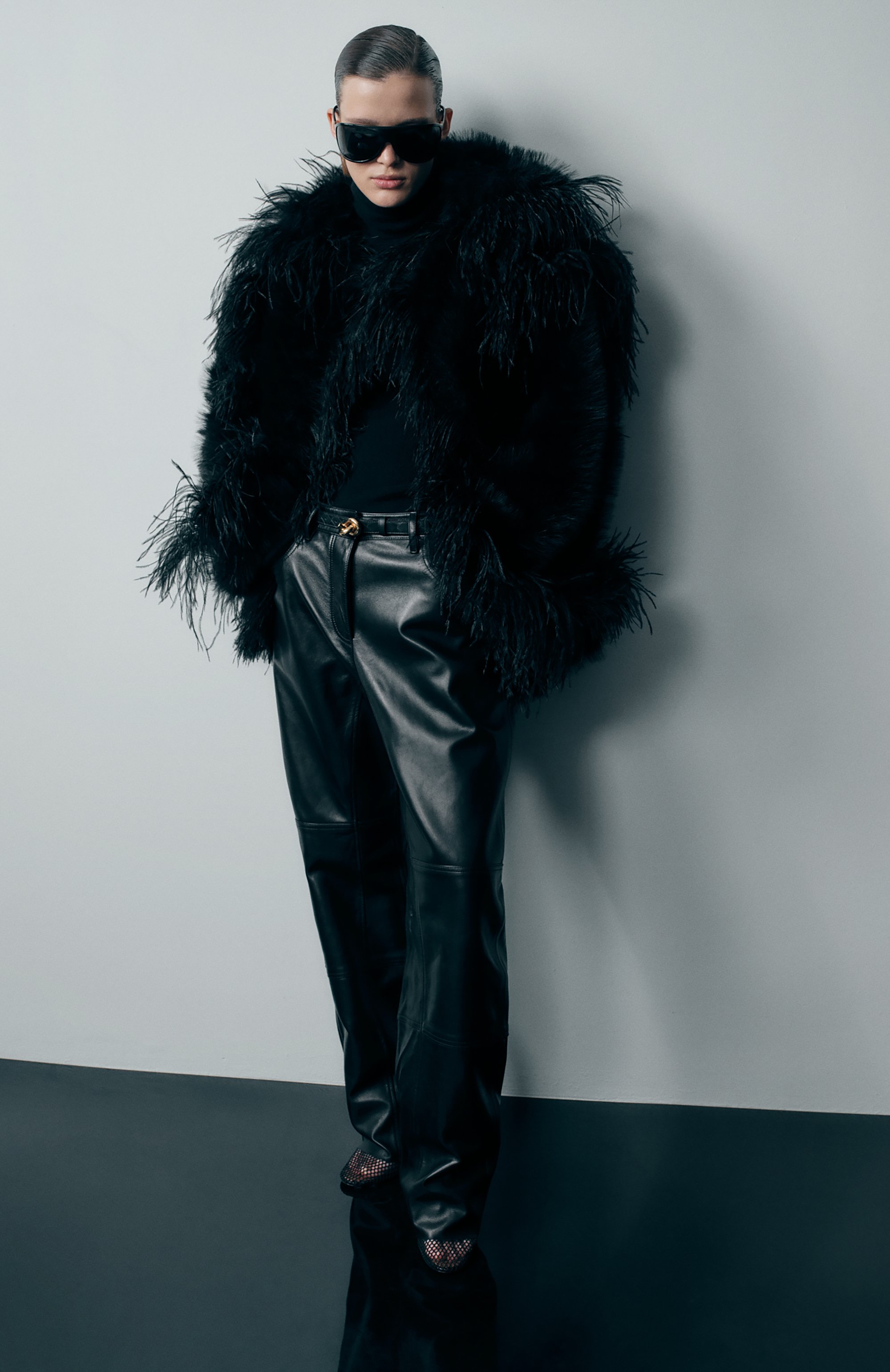 Шуба с отделкой перьями ELIE SAAB, арт. J0148AP25/FR001, фото 6