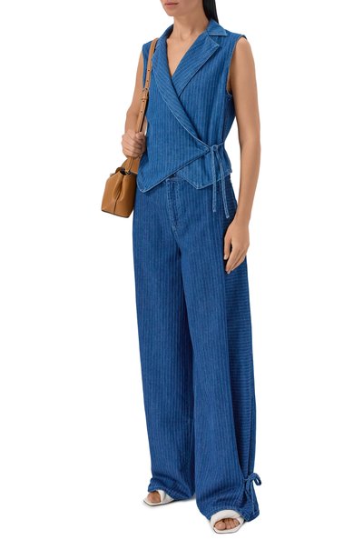 Джинсовый жилет EMPORIO ARMANI синего цвета по цене 41500 руб., арт. EW005151/AF26171, фото 2 Джинсовый жилет EMPORIO ARMANI, арт. EW005151/AF26171, фото 2