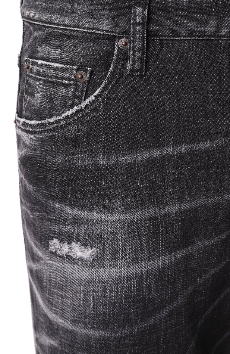 Мужские джинсы DSQUARED2 темно-серого цвета, арт. S74LB1617/S30357 | Фото 6 (Длина (брюки, джинсы): Стандартные; Драгоценные камни: Проставлено; Материал сплава: Проставлено; Детали: Потертости, Делаве; Кросс-КТ: Деним; Материал внешний: Деним, Хлопок; Силуэт М (брюки): Прямые; Стили: Повседневный, Streetwear)