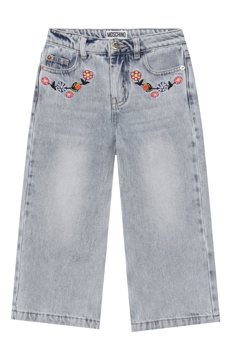 Детские джинсы MOSCHINO голубого цвета, арт. HDP06B/L0E08/4-8 | Фото 1 (Нос: Не проставлено; Материал внешний: Хлопок; Детали: Декор; Автоматизация состава: Проставлено; Ростовка одежда: 4 года | 104 см, 5 лет | 110 см, 6 лет | 116 см, 8 лет | 128 см)
