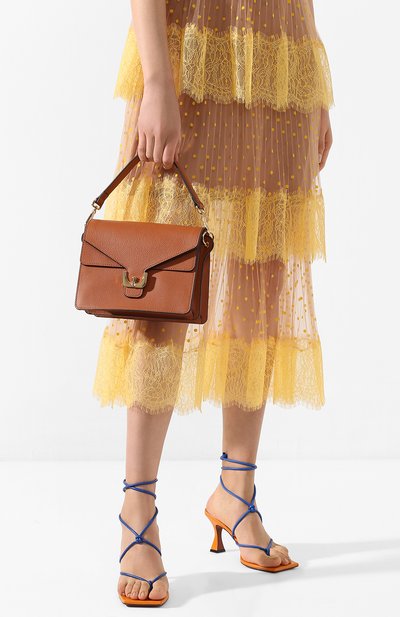 Сумка ambrine soft COCCINELLE коричневого цвета по цене 42050 руб., арт. E1 FM0 12 01 01, фото 2 Сумка ambrine soft COCCINELLE, арт. E1 FM0 12 01 01, фото 2