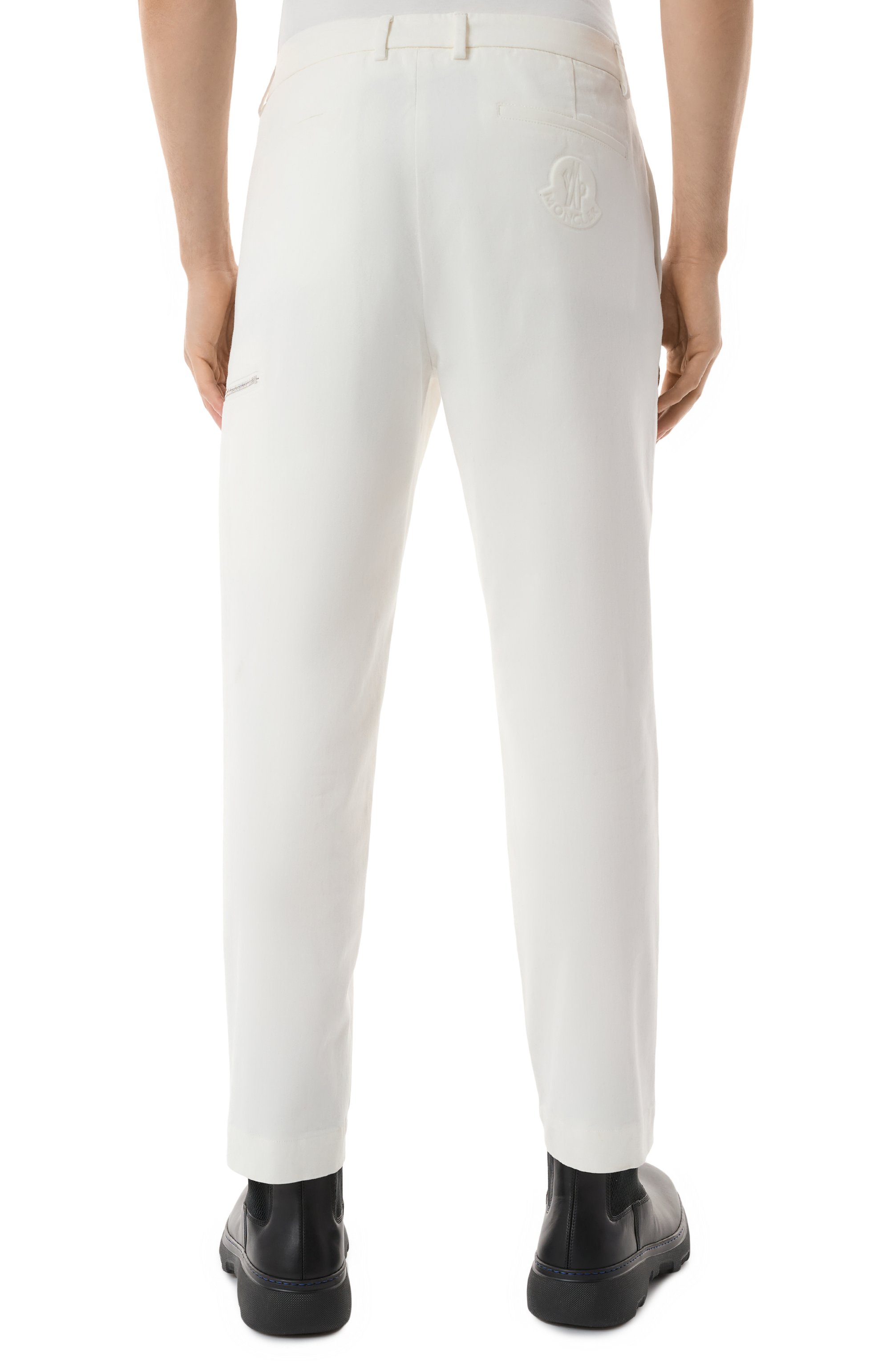 Хлопковые брюки MONCLER белого цвета по цене 65650 руб., арт. 2A000-31-596EJ, фото 4 Хлопковые брюки MONCLER, арт. 2A000-31-596EJ, фото 4