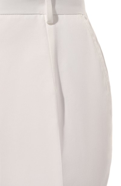 Хлопковые брюки DOLCE & GABBANA белого цвета по цене 87450 руб., арт. FTAM2T/FUFJR, фото 5 Хлопковые брюки DOLCE & GABBANA, арт. FTAM2T/FUFJR, фото 5