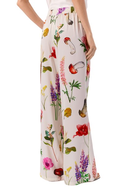 Шелковые брюки YANINA кремового цвета по цене 120060 руб., арт. T-3110B, фото 4 Шелковые брюки YANINA, арт. T-3110B, фото 4