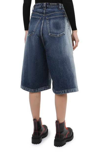 Джинсовые шорты BALENCIAGA голубого цвета по цене 68400 руб., арт. 646905/TDW14, фото 4 Джинсовые шорты BALENCIAGA, арт. 646905/TDW14, фото 4