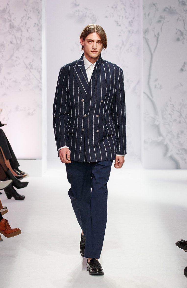 Мужские шерстяные брюки BALMAIN темно-синего цвета, арт. DH1PM037/WC50 | Фото 7 (Материал внешний: Шерсть; Длина (брюки, джинсы): Стандартные; Стили: Кэжуэл; Случай: Повседневный)