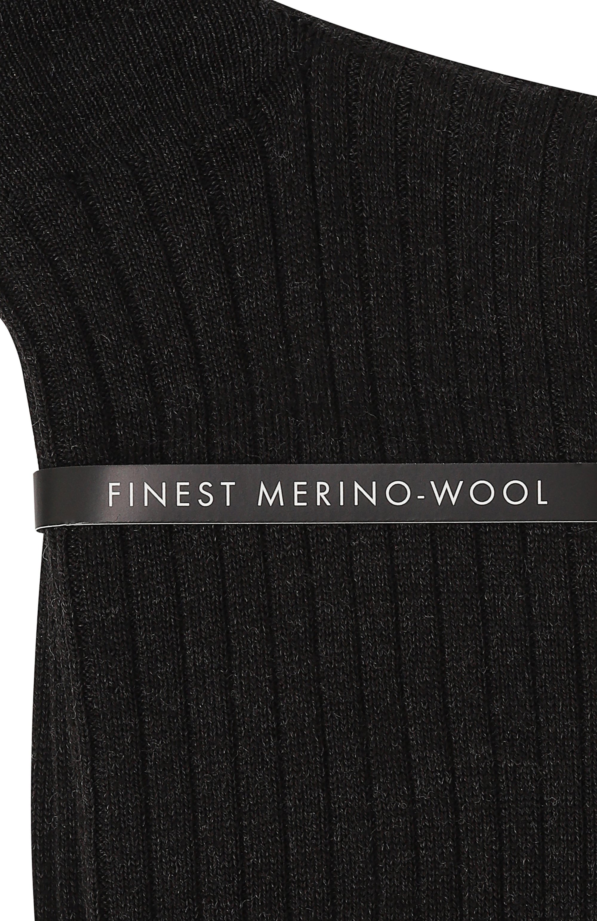 Шерстяные носки FALKE темно-серого цвета по цене 3100 руб., арт. 14415, фото 2 Шерстяные носки FALKE, арт. 14415, фото 2