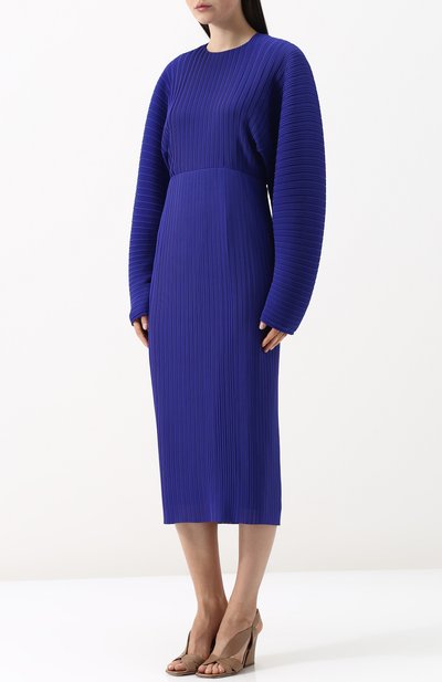 Однотонное плиссированное платье-миди с объемными рукавами SOLACE LONDON, арт. 0S1897, фото 3