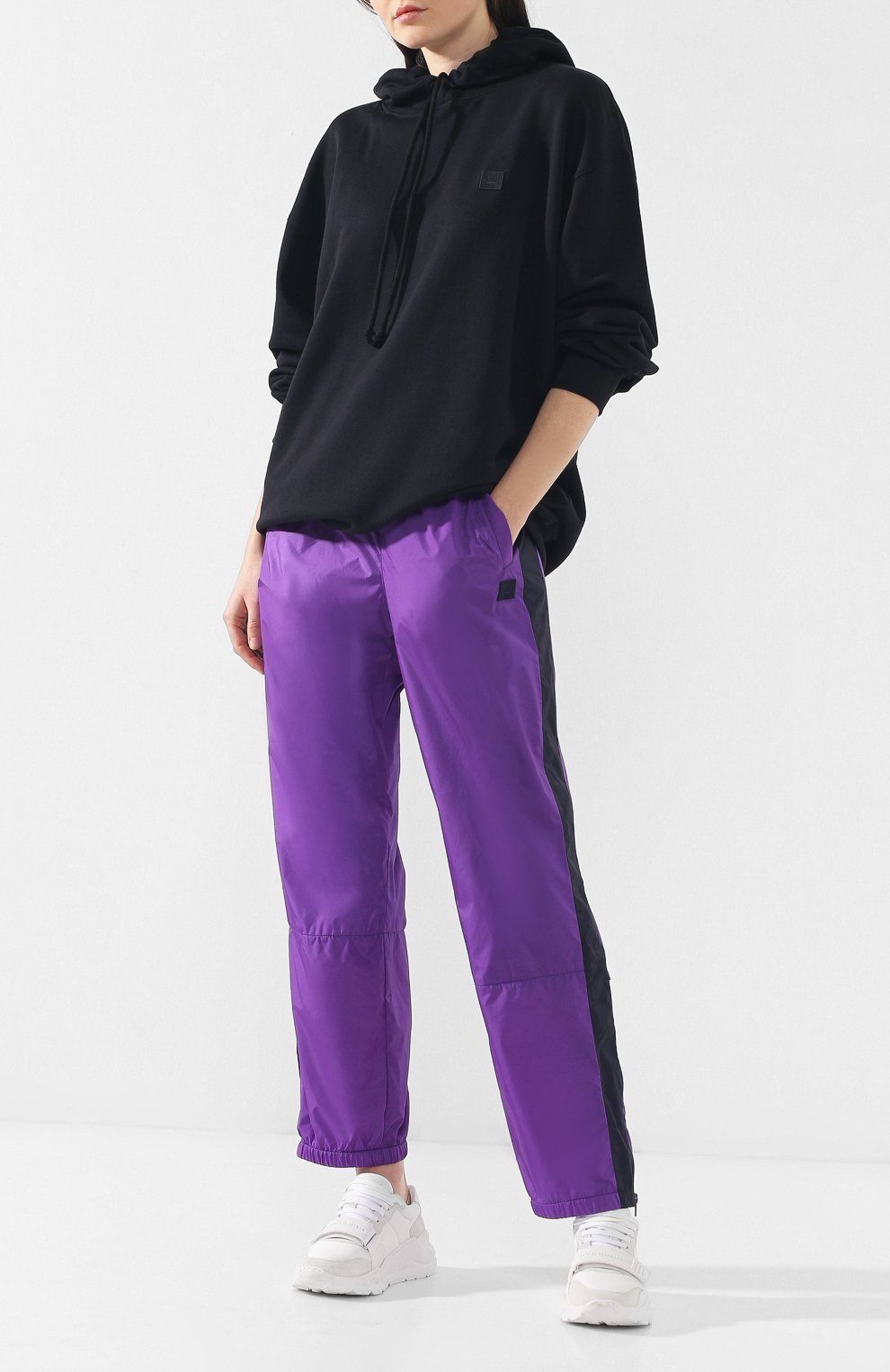Брюки с лампасами ACNE STUDIOS фиолетового цвета по цене 19950 руб., арт. CK0004/W, фото 2 Брюки с лампасами ACNE STUDIOS, арт. CK0004/W, фото 2