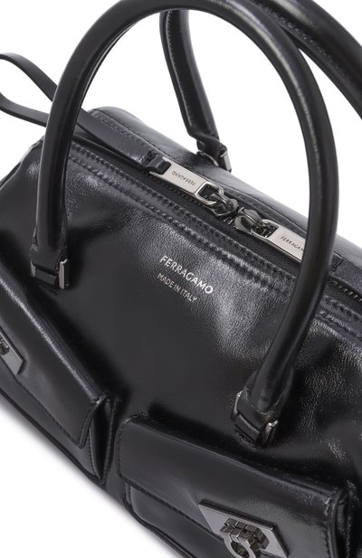 Сумка multipocket bowling small FERRAGAMO черного цвета по цене 270500 руб., арт. 21A228/786980, фото 3 Сумка multipocket bowling small FERRAGAMO, арт. 21A228/786980, фото 3