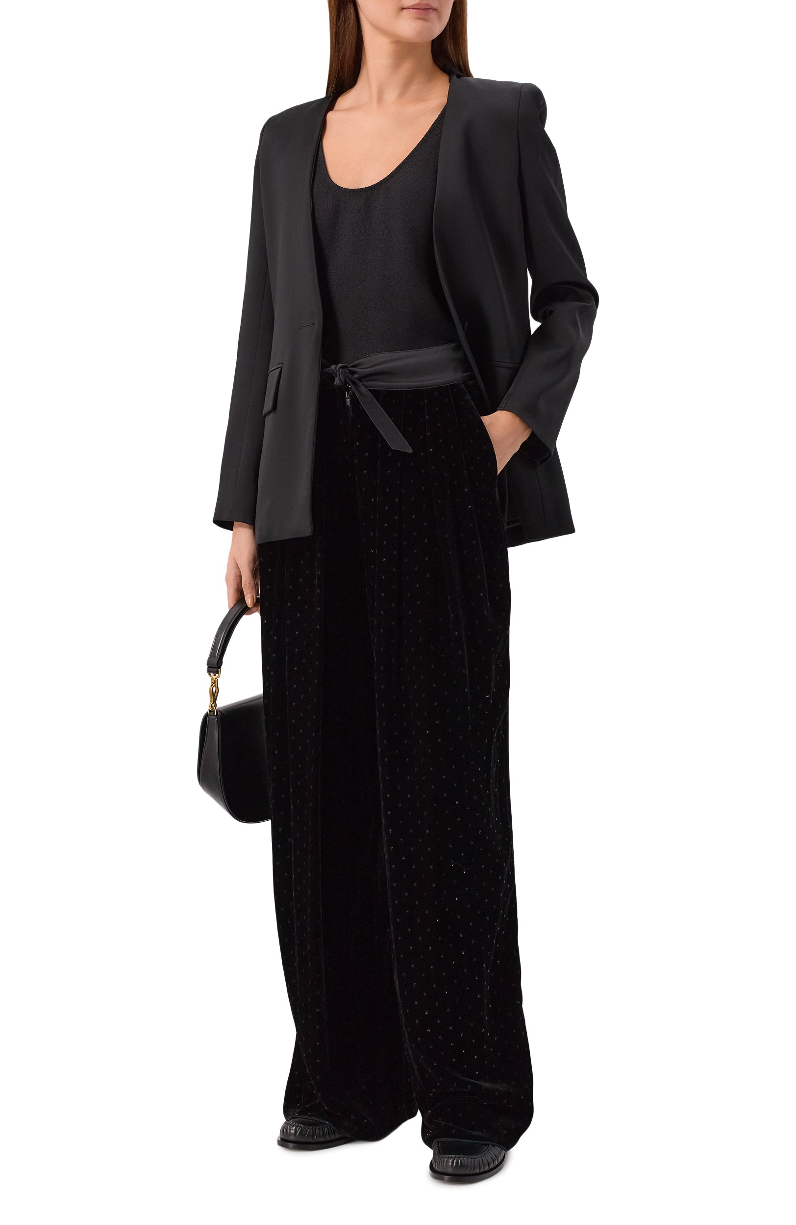 Бархатные брюки EMPORIO ARMANI черного цвета по цене 63950 руб., арт. EW004285/AF24428, фото 2 Бархатные брюки EMPORIO ARMANI, арт. EW004285/AF24428, фото 2