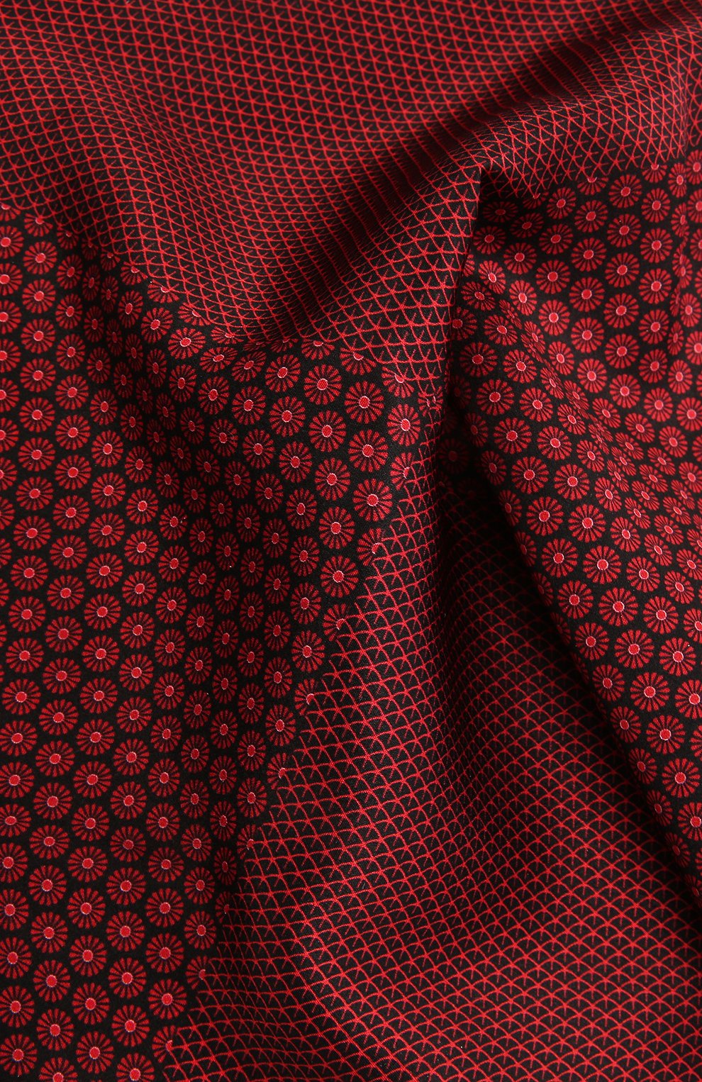 Шелковый платок ZEGNA красного цвета по цене 14650 руб., арт. Z3J04A/39A, фото 2 Шелковый платок ZEGNA, арт. Z3J04A/39A, фото 2