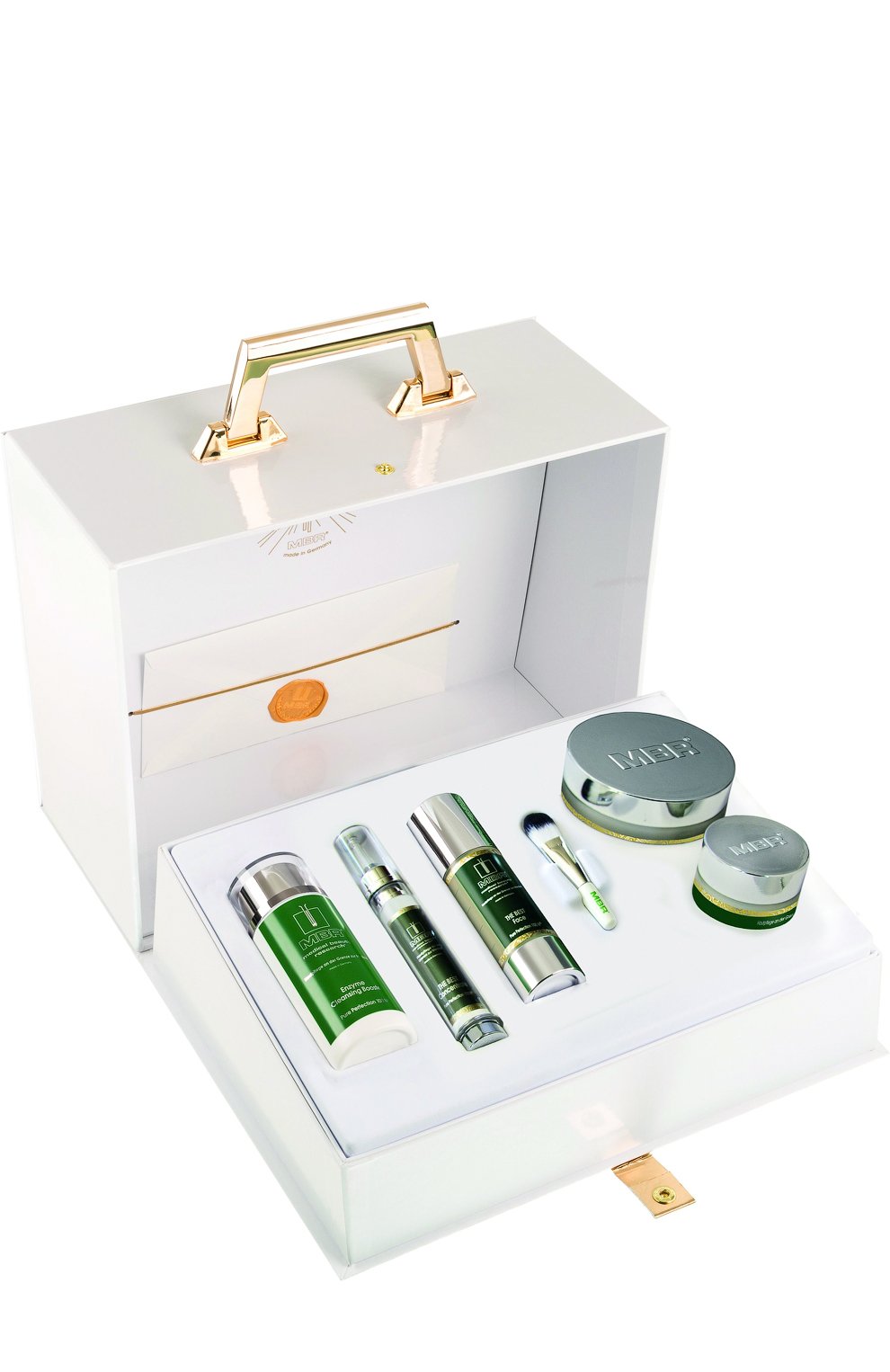 Набор the best MEDICAL BEAUTY RESEARCH бесцветного цвета по цене 208500 руб., арт. 01420, фото 1 Набор the best MEDICAL BEAUTY RESEARCH, арт. 01420, фото 1