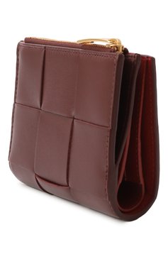 Женские кожаное портмоне BOTTEGA VENETA бордового цвета, арт. 742698/VCQC9 | Фото 2 (Нос: Не проставлено; Материал сплава: Проставлено; Материал: Натуральная кожа)