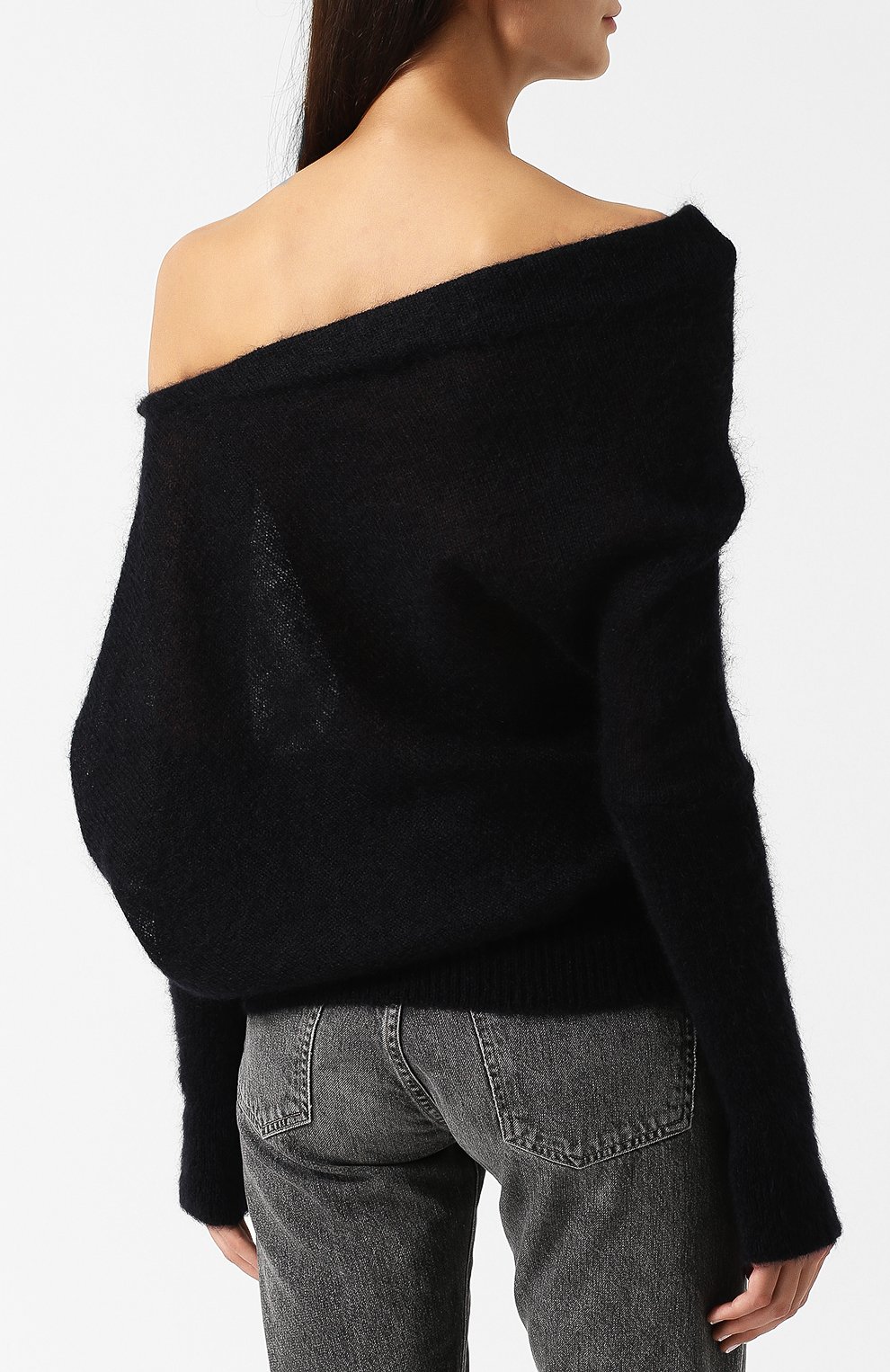 Однотонный пуловер с открытым плечом TOM FORD черного цвета по цене 128500 руб., арт. MAK822-YAX172, фото 4 Однотонный пуловер с открытым плечом TOM FORD, арт. MAK822-YAX172, фото 4