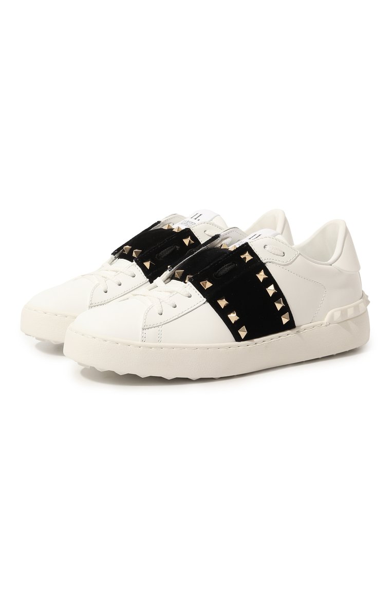 Женские кожаные кеды rockstud untitled VALENTINO белого цвета, арт. 1W2S0A01VЕG | Фото 1 (Материал внутренний: Натуральная кожа; Подошва: Платформа; Стили: Гранж, Кэжуэл; Материал утеплителя: Без утеплителя; Материал внешний: Натуральная кожа; Кросс-КТ: Низкие)