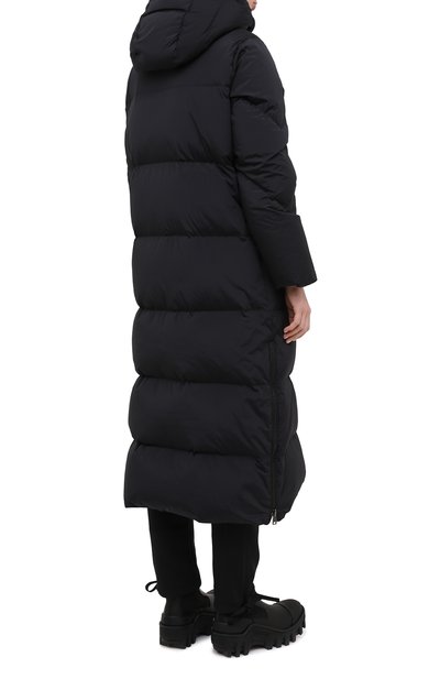 Пуховик WOOLRICH черного цвета по цене 95700 руб., арт. CFWW0U0312FR/UT1148, фото 4 Пуховик WOOLRICH, арт. CFWW0U0312FR/UT1148, фото 4