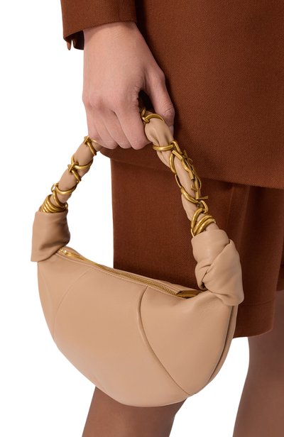 Сумка amalia mini SAINT LAURENT бежевого цвета по цене 339000 руб., арт. 873871/AACX7, фото 2 Сумка amalia mini SAINT LAURENT, арт. 873871/AACX7, фото 2