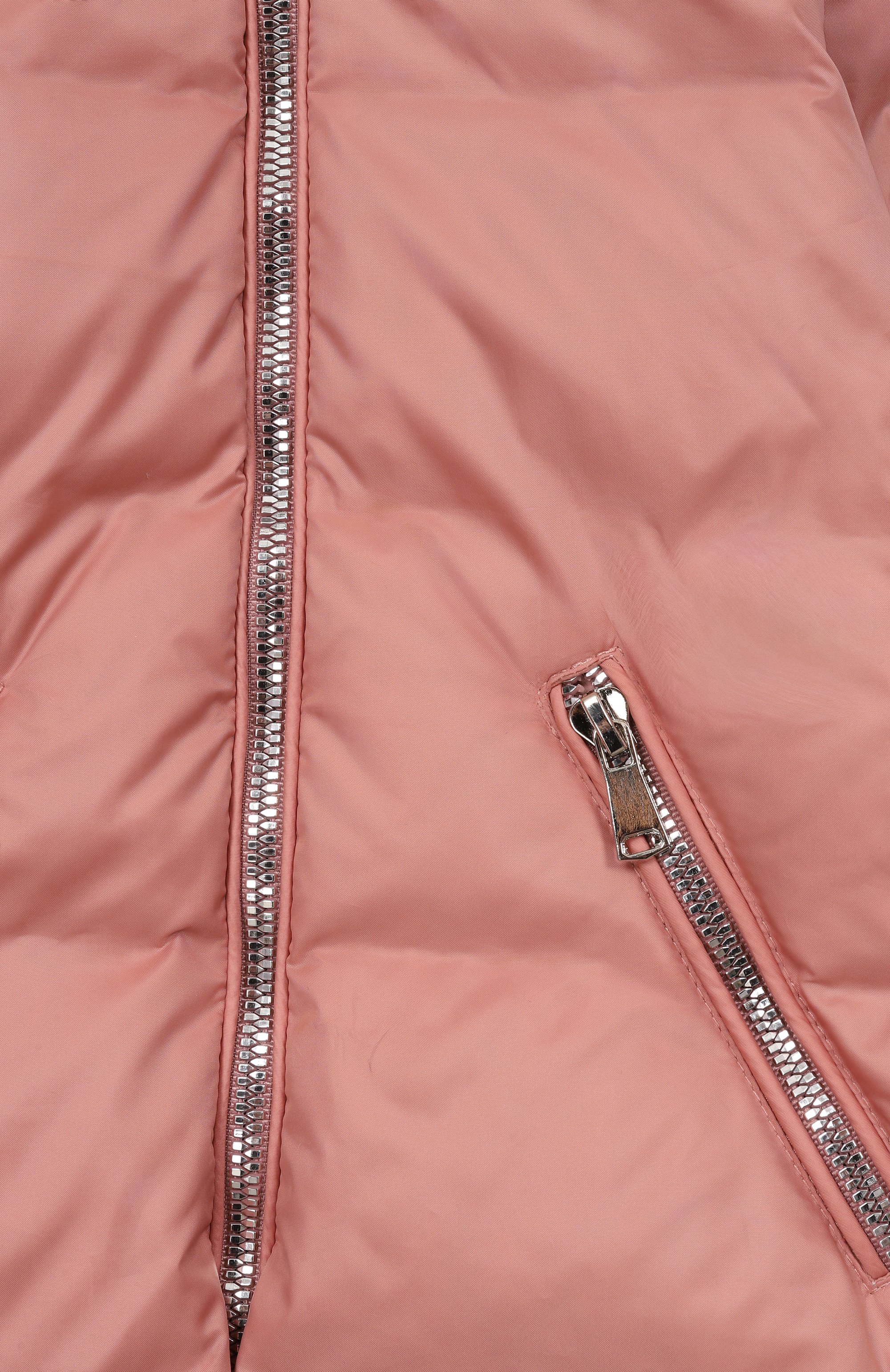 Пуховый комбинезон CHEPE светло-розового цвета по цене 20000 руб., арт. 391062, фото 3 Пуховый комбинезон CHEPE, арт. 391062, фото 3