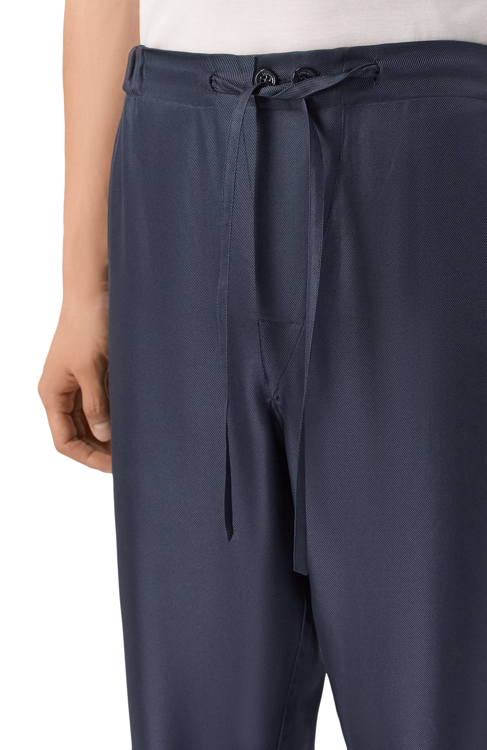 Шелковая пижама STEFANO RICCI темно-синего цвета по цене 399000 руб., арт. PT000009/UNITW, фото 4 Шелковая пижама STEFANO RICCI, арт. PT000009/UNITW, фото 4