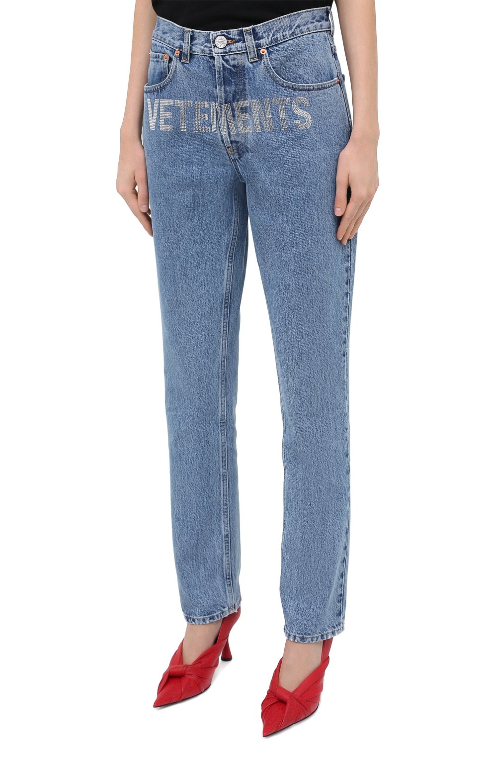 Джинсы VETEMENTS голубого цвета по цене 113000 руб., арт. WAH21PA132 2803/LIGHT BLUE, фото 4 Джинсы VETEMENTS, арт. WAH21PA132 2803/LIGHT BLUE, фото 4