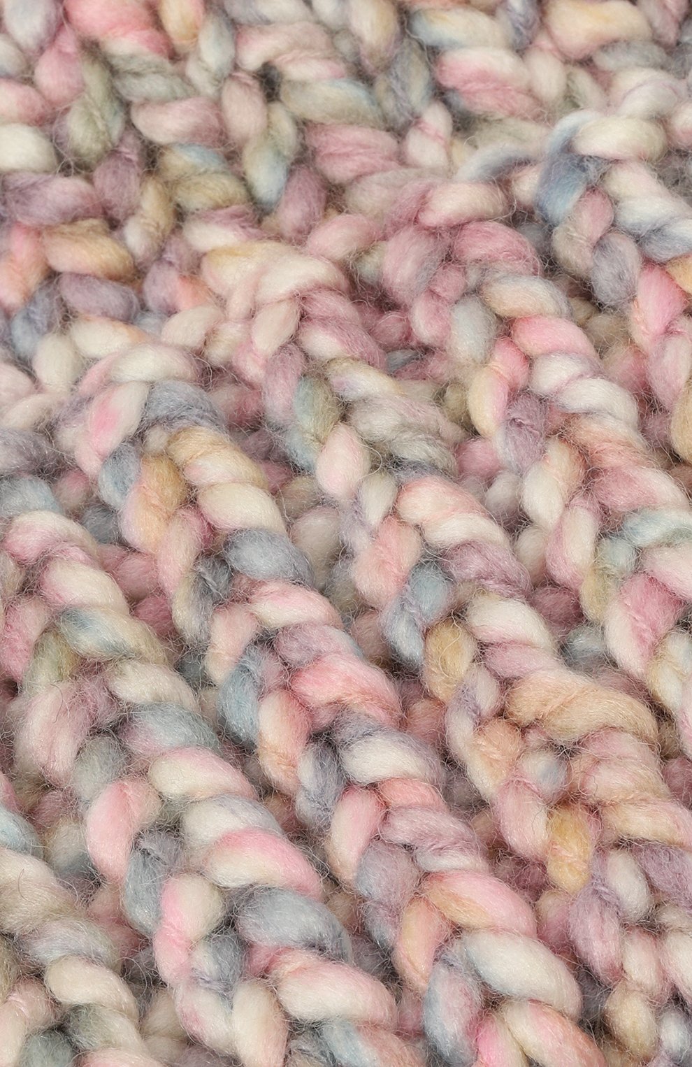 Шапка A.T.T. разноцветного цвета по цене 5940 руб., арт. 2360, фото 4 Шапка A.T.T., арт. 2360, фото 4