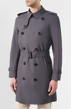 Мужской хлопковый тренч chelsea BURBERRY серого цвета, арт. 4073491 | Фото 3 (Мужское Кросс-КТ: Тренчкот-верхняя одежда, Верхняя одежда; Рукава: Длинные; Длина (верхняя одежда): До середины бедра; Материал сплава: Проставлено; Материал внешний: Хлопок; Ювелирные украшения: Назначено; Драгоценные камни: Проставлено; Стили: Кэжуэл; Статус проверки: Проверена категория)