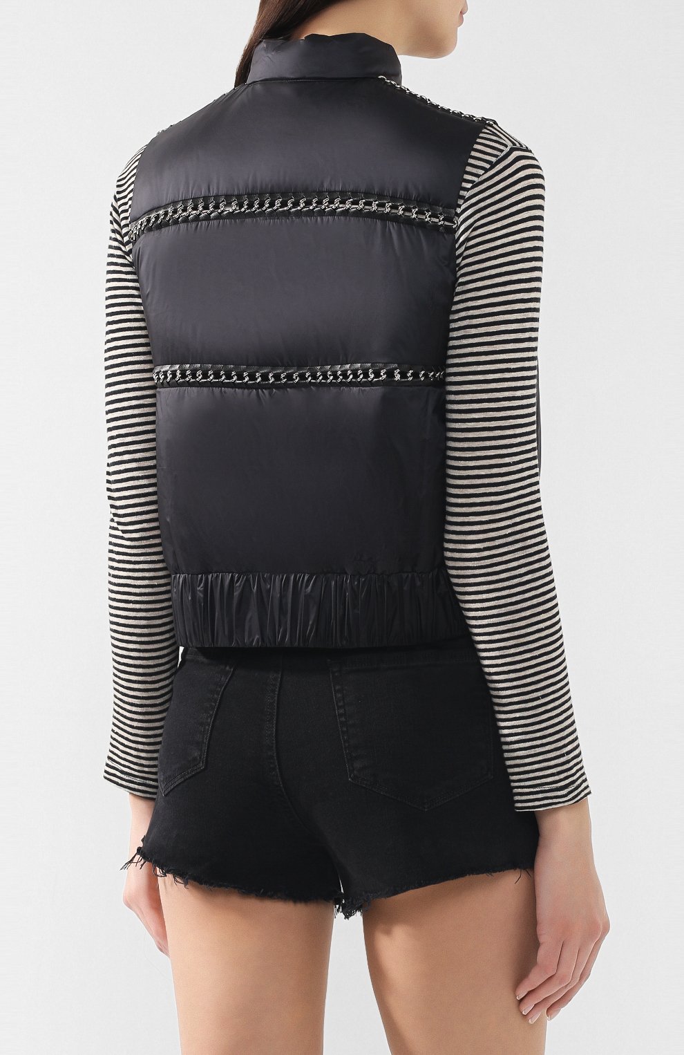 Жилет 6 moncler noir kei ninomiya MONCLER GENIUS черного цвета по цене 98700 руб., арт. E1-09F-48305-80-C0036, фото 4 Жилет 6 moncler noir kei ninomiya MONCLER GENIUS, арт. E1-09F-48305-80-C0036, фото 4