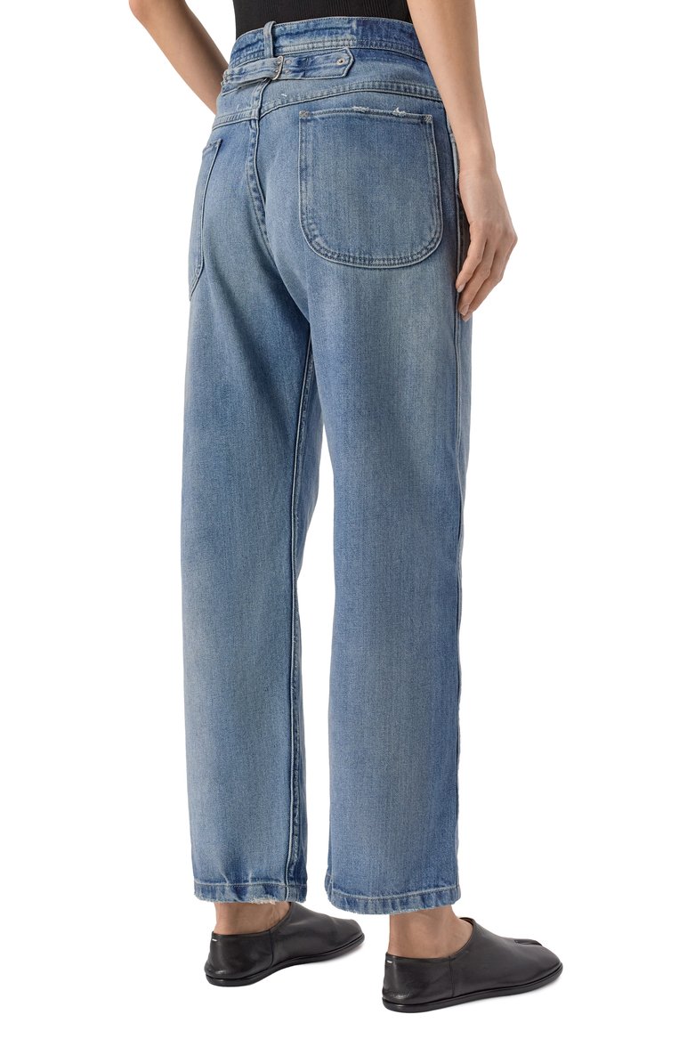 Женские джинсы MAISON MARGIELA голубого цвета, арт. S50LA0240/S30383 | Фото 4 (Материал внешний: Хлопок, Деним; Длина (брюки, джинсы): Стандартные; Силуэт Ж (брюки и джинсы): Прямые; Детали: Делаве; Кросс-КТ: Деним; Стили: Минимализм)