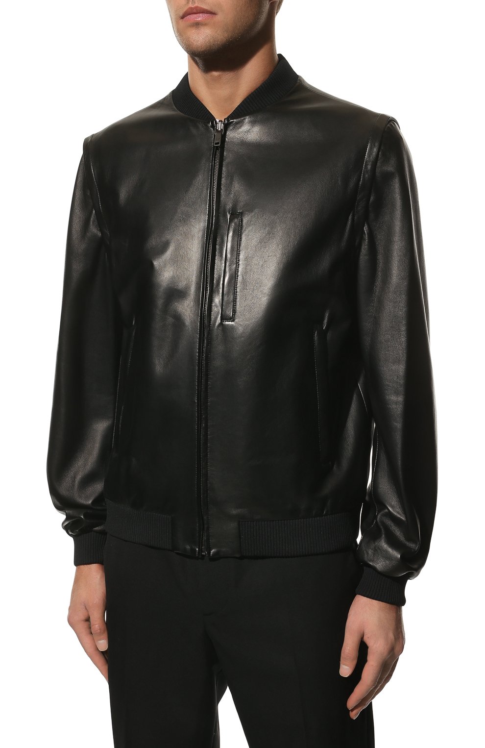 Двусторонний кожаный бомбер PRADA черного цвета по цене 465000 руб., арт. UPW368-038-F0002, фото 3 Двусторонний кожаный бомбер PRADA, арт. UPW368-038-F0002, фото 3