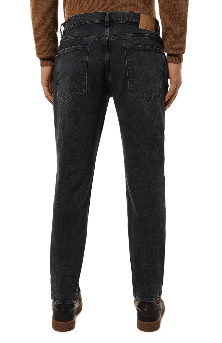 Мужские джинсы straight 7 FOR ALL MANKIND темно-синего цвета, арт. JSSCC100UP | Фото 4 (Длина (брюки, джинсы): Стандартные; Материал внешний: Хлопок, Деним; Силуэт М (брюки): Прямые; Кросс-КТ: Деним; Детали: Делаве; Стили: Классический; Автоматизация ТО: Проставлено; Автоматизация состава: Проставлено)