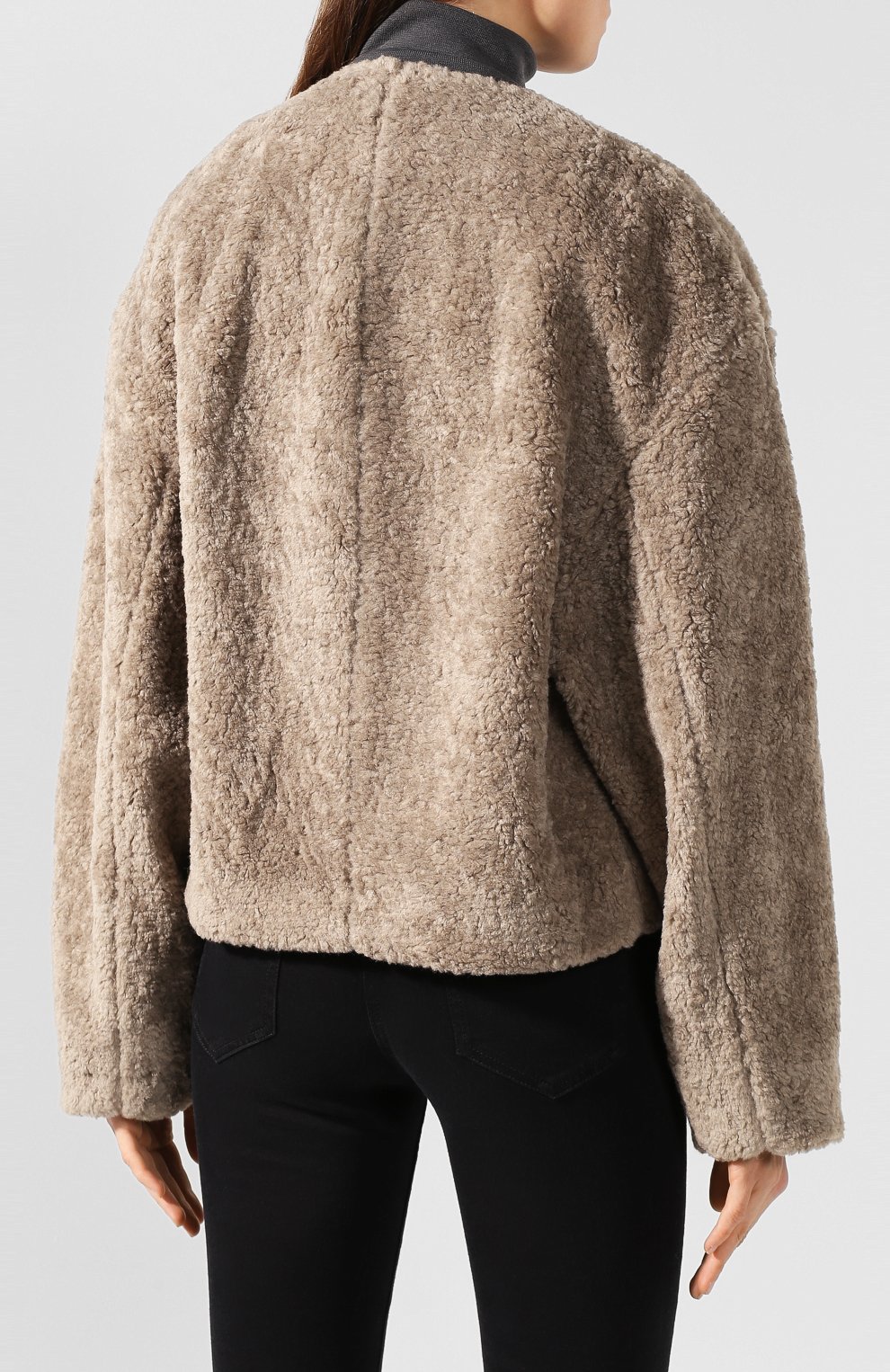 Шуба из экомеха TOTEME бежевого цвета по цене 32000 руб., арт. BELLAC FAUX FUR 194-116-703, фото 4 Шуба из экомеха TOTEME, арт. BELLAC FAUX FUR 194-116-703, фото 4
