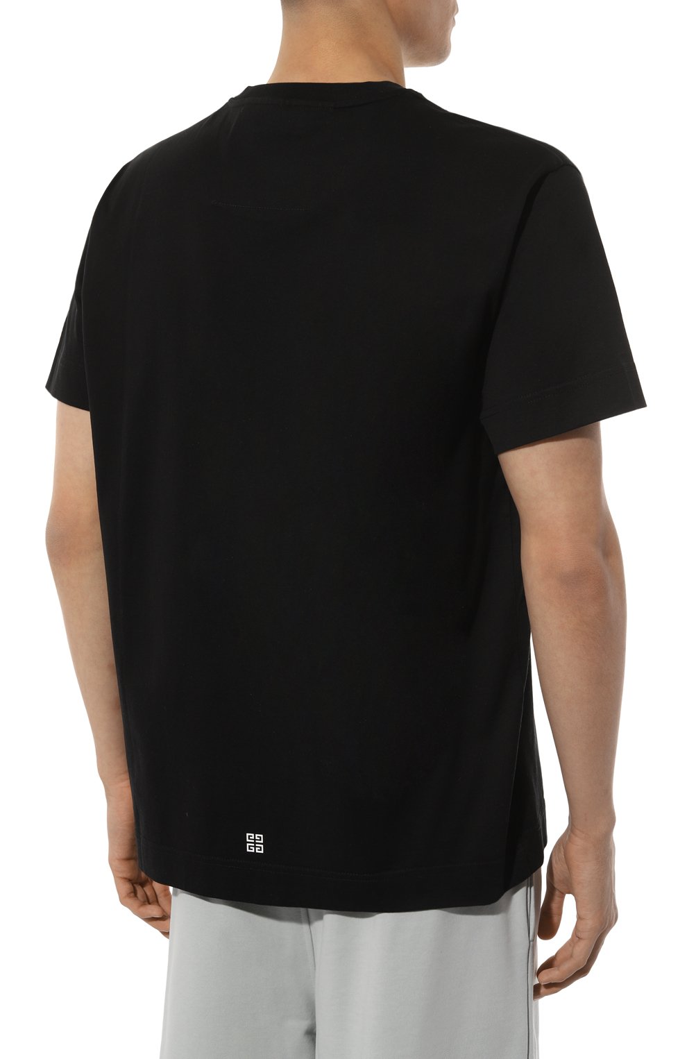 Хлопковая футболка GIVENCHY черного цвета по цене 49950 руб., арт. BM716R3YAA, фото 4 Хлопковая футболка GIVENCHY, арт. BM716R3YAA, фото 4
