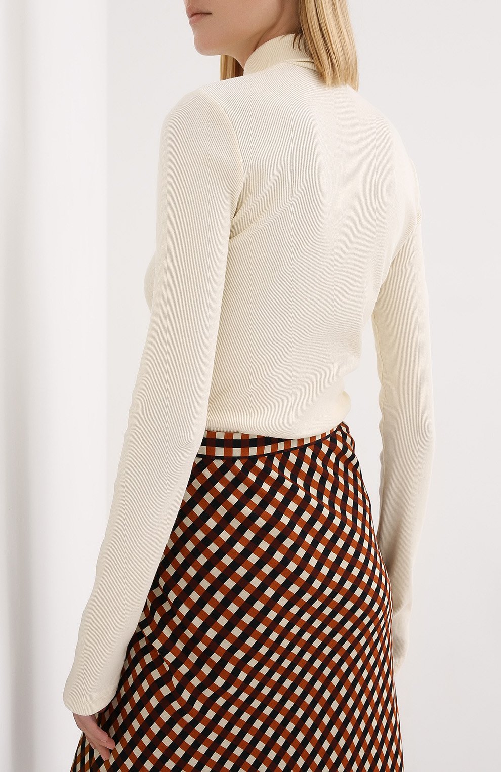 Хлопковая водолазка NANUSHKA кремового цвета по цене 39950 руб., арт. HARRI_CREME_RIB JERSEY, фото 4 Хлопковая водолазка NANUSHKA, арт. HARRI_CREME_RIB JERSEY, фото 4