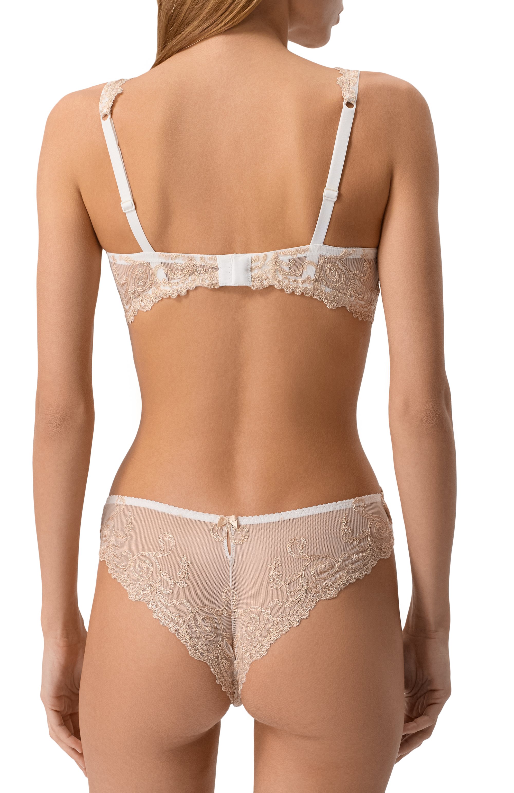 Трусы-танга AMBRA кремового цвета по цене 11350 руб., арт. 1879, фото 3 Трусы-танга AMBRA, арт. 1879, фото 3