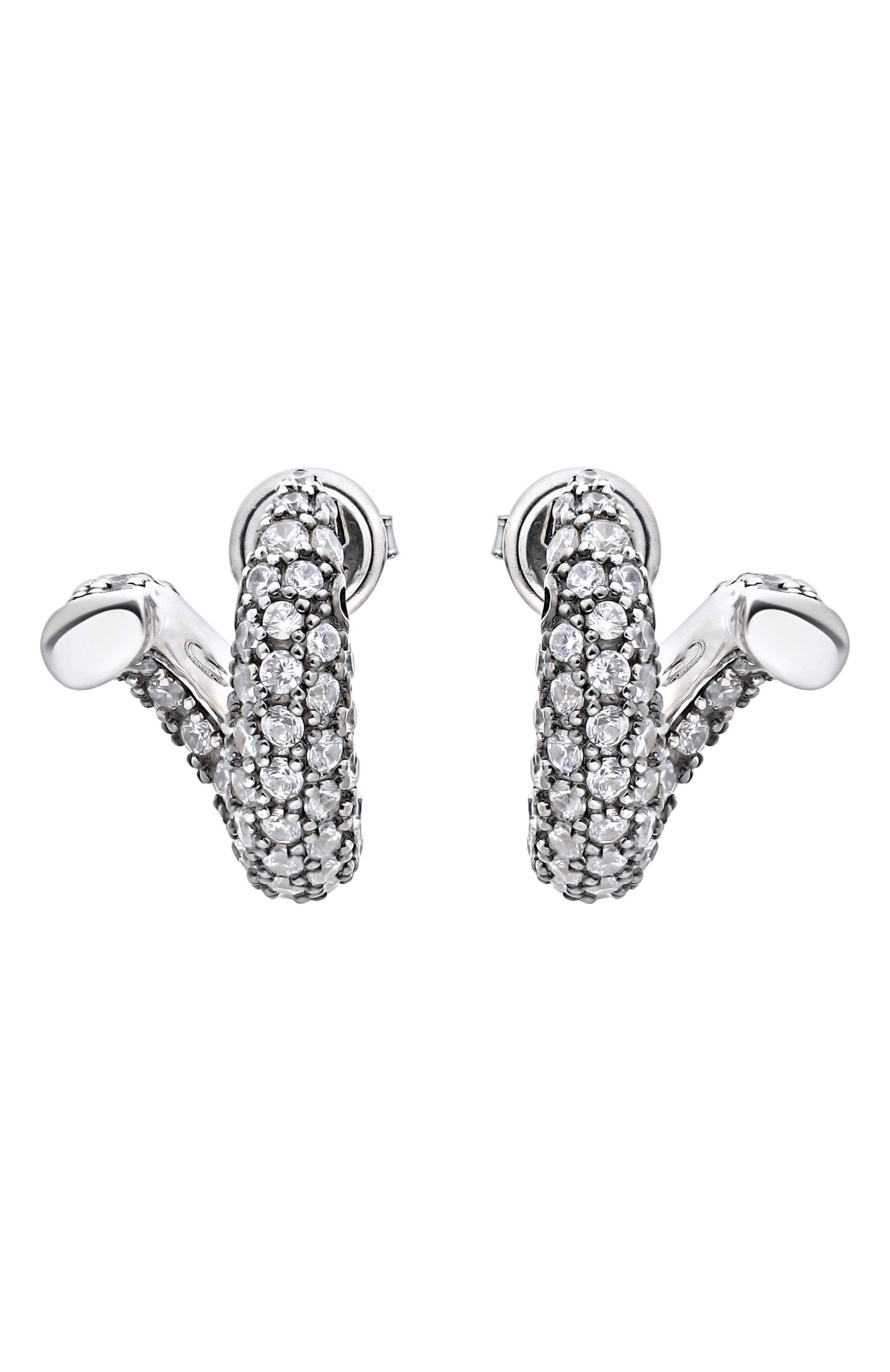 Серьги BOTTEGA VENETA серебряного цвета по цене 123500 руб., арт. 857323/VL919 9000, фото 1 Серьги BOTTEGA VENETA, арт. 857323/VL919 9000, фото 1